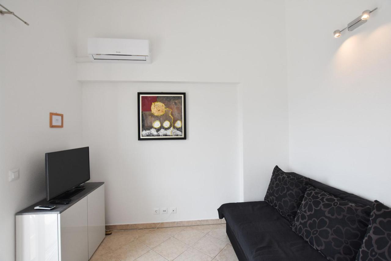 Apartments Karmen I 普利莫顿 外观 照片